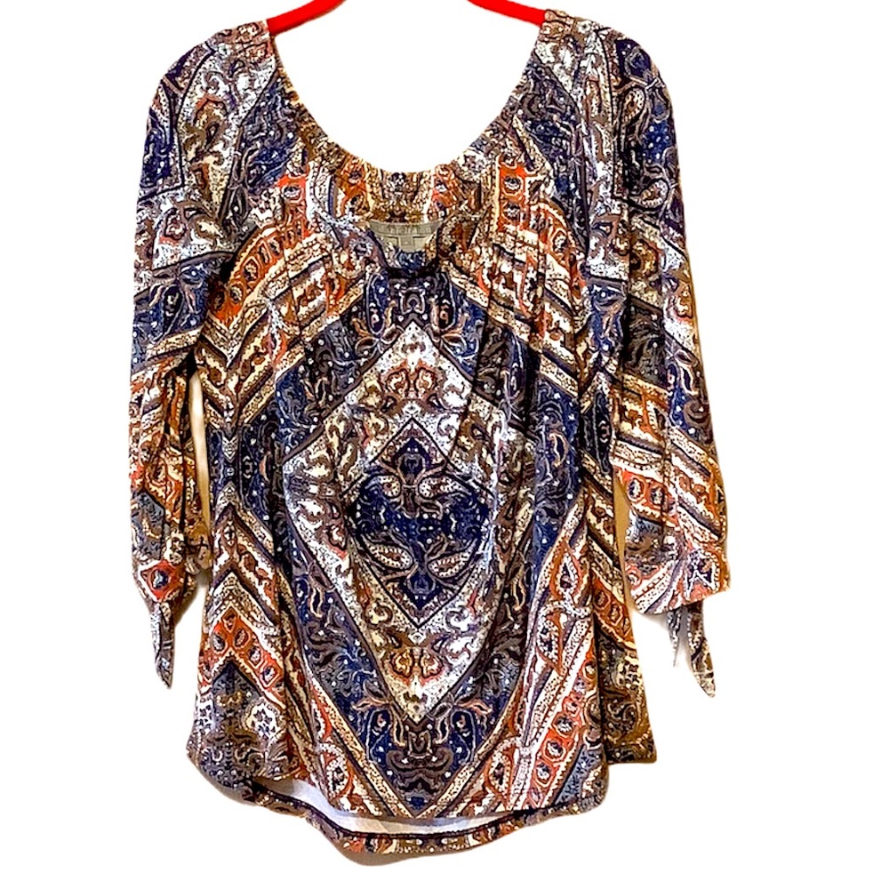 NWOT Daniel Rainn Off Shoulder Paisley Top
